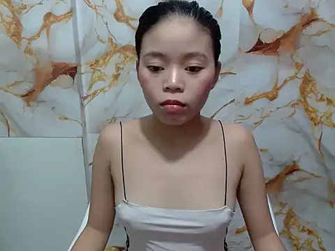 Sweet Sarah69 online show from 07/04/26, 10:10
