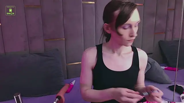 GraceMorgana online show from 05/19/26, 08:15