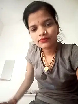 Student garl 1 online show from 05/05/26, 08:44