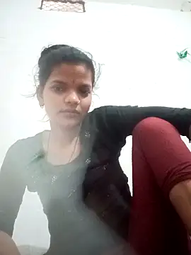 Student garl 1 online show from 05/12/26, 12:52