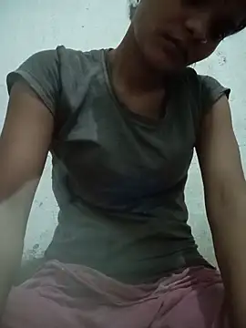 Student garl 1 online show from 05/26/26, 11:12