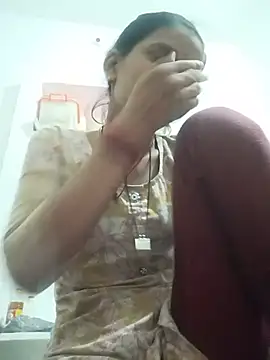 Student garl 1 online show from 07/04/26, 01:01