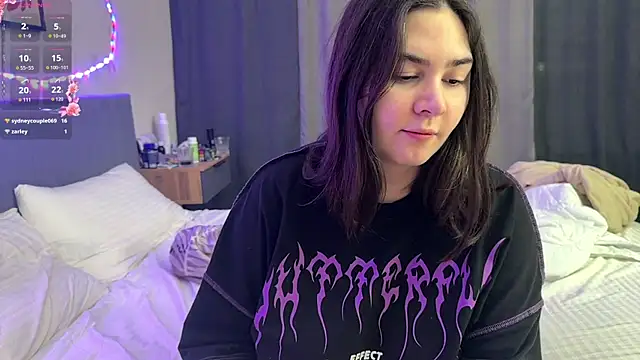 hot vampire online show from 05/12/26, 07:00