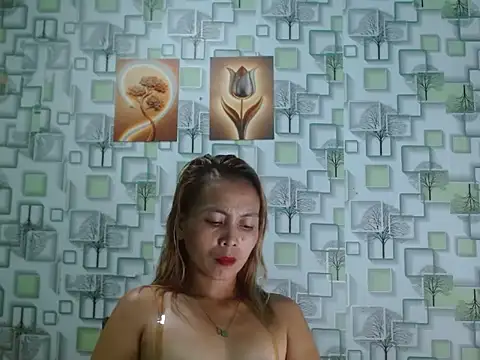 Sweet Crystal69 online show from 05/10/26, 06:46