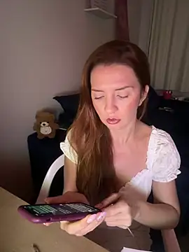 therealgingerr online show from 06/04/26, 02:28