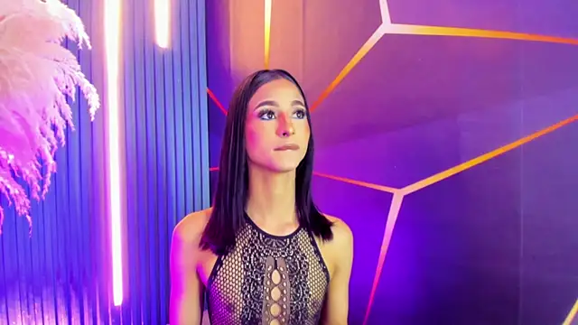 Miss Isa  online show from 05/11/26, 04:04