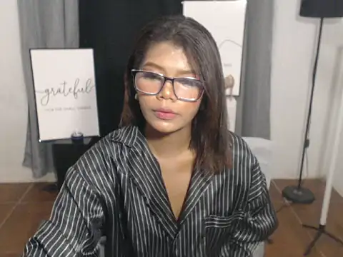 charlene pretty online show from 06/04/26, 06:52