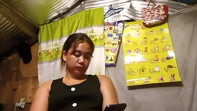 Snapshot of renamariz1 chatting on 07/18/26, 02:32 renamariz1 online show from 07/18/26, 02:32