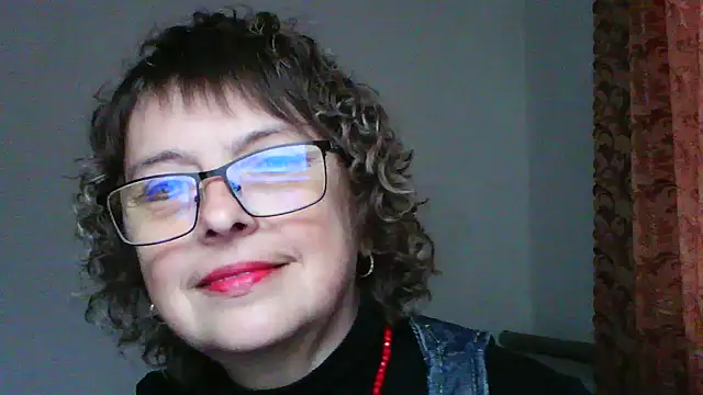 Snapshot of ElizabethGorden chatting on 06/03/26, 01:03 ElizabethGorden online show from 06/03/26, 01:03