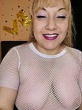 Snapshot of Venuss_Milf chatting on 07/07/26, 10:30 Venuss Milf online show from 07/07/26, 10:30