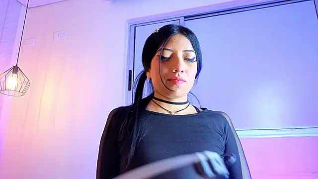 Ey Im simone  online show from 06/13/26, 12:47