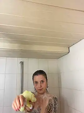 EmilieBraun online show from 05/20/26, 08:37