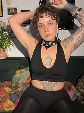 EmilieBraun online show from 06/11/26, 09:02