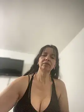 Soy Camila8 online show from 05/31/26, 10:22