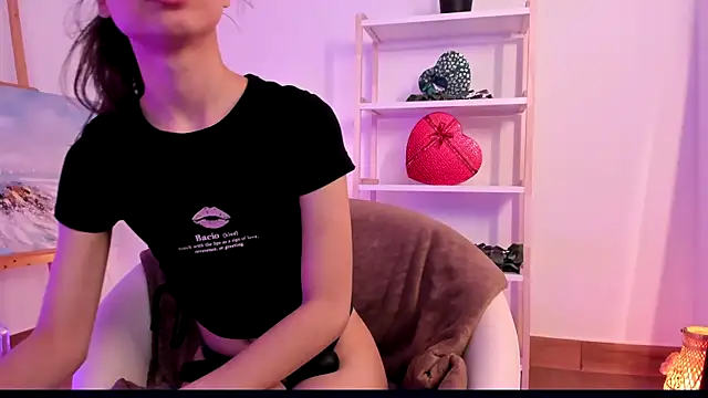 Mimi Petittte online show from 07/08/26, 01:26