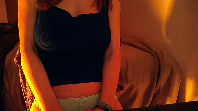 Snapshot of Carlyfr chatting on 03/20/25, 08:40 Carlyfr online show from 03/20/25, 08:40