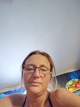 Queenle91 online show from 05/17/26, 08:49