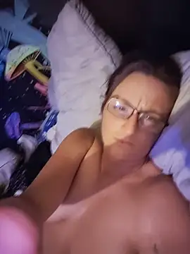 Queenle91 online show from 05/18/26, 04:07
