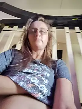 Queenle91 online show from 06/21/26, 08:11