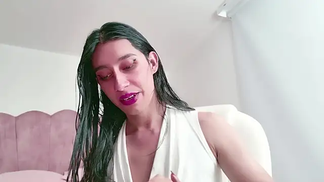 Alexadomina22 online show from 06/13/26, 04:16