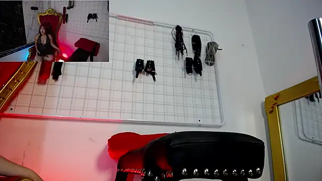 Aiiko Domme online show from 05/16/26, 07:01