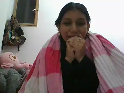 babyangel2002 online show from 05/18/26, 06:36