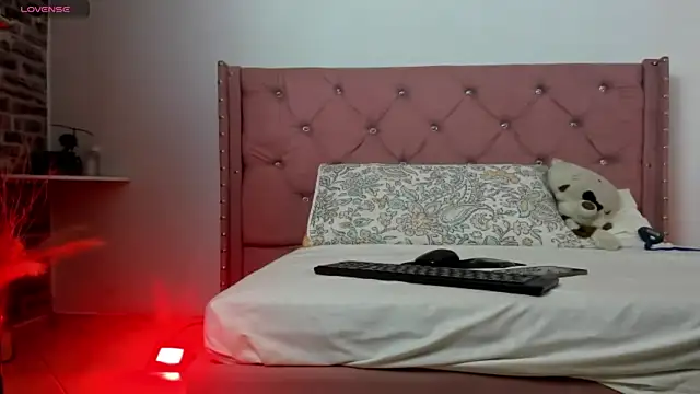 valery-hott-gb online show from 05/21/26, 07:10