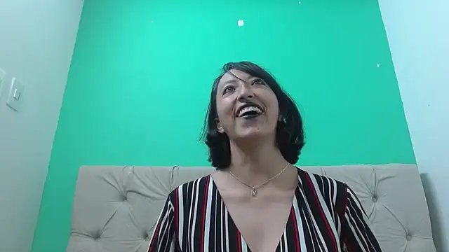 amoremerchmar online show from 07/03/26, 03:13