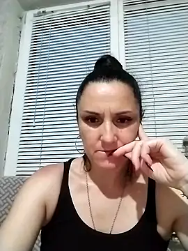 MillaMia45 online show from 05/23/26, 05:50