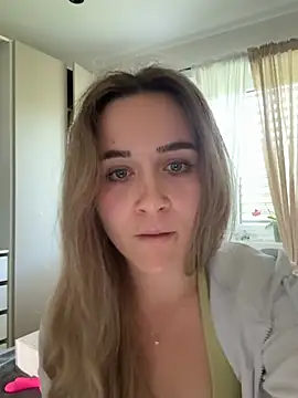 Snapshot of LillyStarr chatting on 05/21/26, 07:37 LillyStarr online show from 05/21/26, 07:37