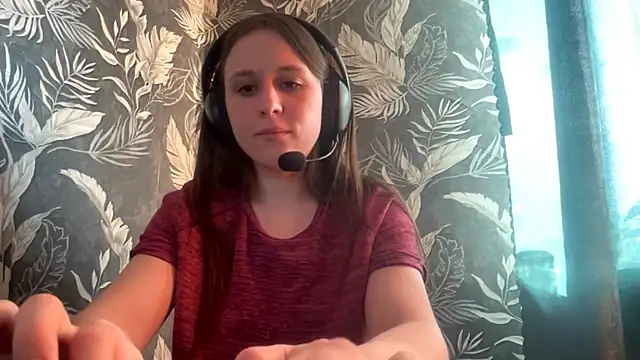 AdeliaMallas online show from 05/06/26, 03:39