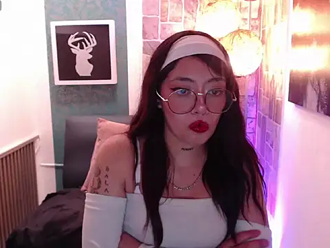 Alisson mirl online show from 05/06/26, 02:00