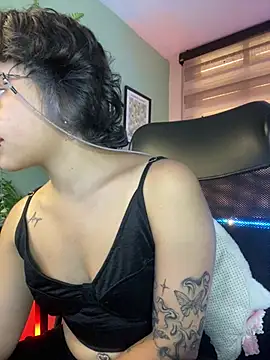 Lusiana   online show from 05/27/26, 01:30