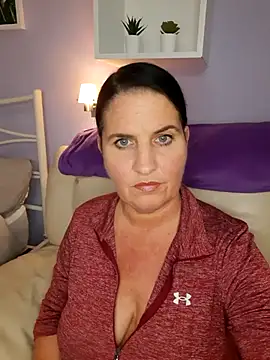 Velvet-Milf online show from 05/16/26, 07:49
