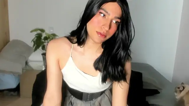 naomimoore828 online show from 06/16/26, 07:38