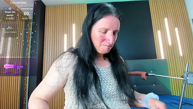 CloeMature online show from 05/21/26, 01:45