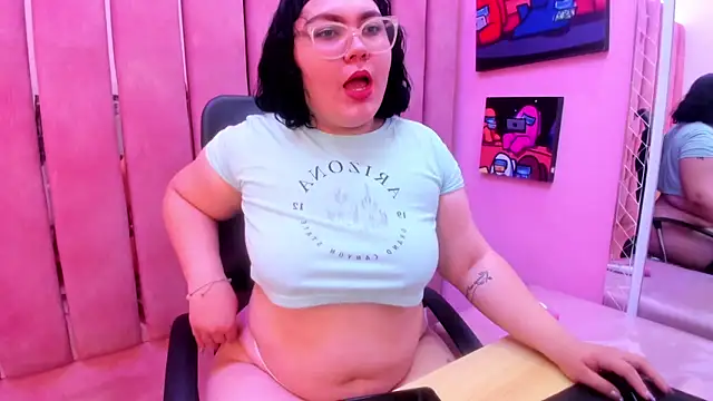Sweet Nova  online show from 05/28/26, 04:15
