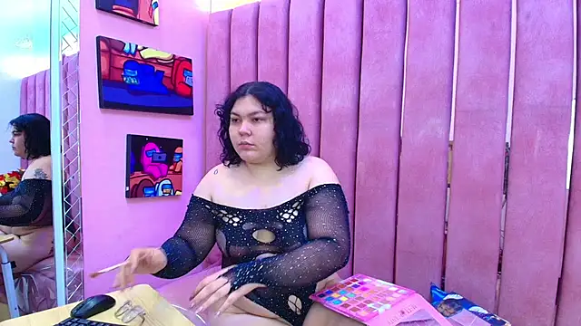 Sweet Nova  online show from 06/15/26, 02:47