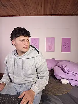 Wildseductor1 online show from 06/09/26, 09:26