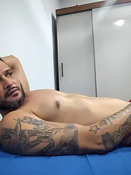 Lucasnono online show from 05/13/26, 05:43