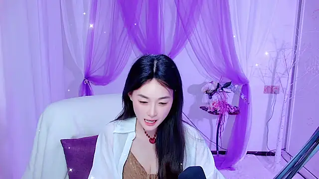 Tili Lucky online show from 06/14/26, 02:24