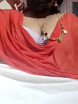 tamilkavitha123 online show from 05/24/26, 04:56