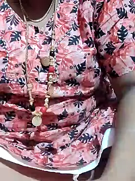 tamilkavitha123 online show from 05/30/26, 04:37