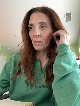 Raevyn online show from 05/26/26, 05:53