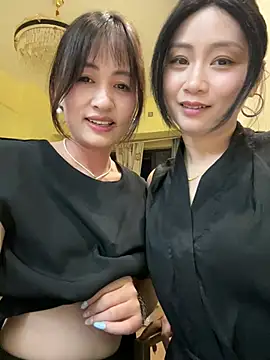 Snapshot of huihui_520 chatting on 07/28/26, 03:21 huihui 520 online show from 07/28/26, 03:21