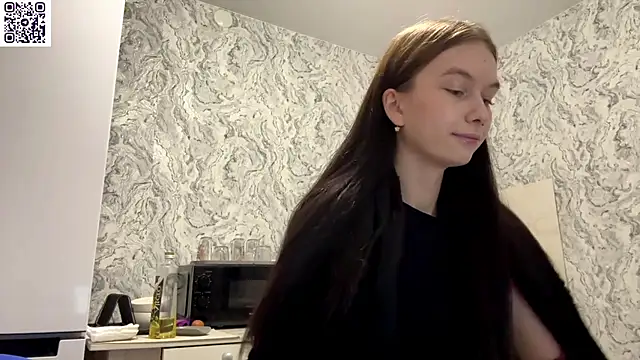 HinaDesire online show from 05/10/26, 08:14