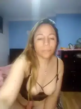 queen silvanna online show from 07/23/26, 03:59