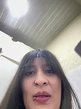 Alejandra alson online show from 05/07/26, 06:13