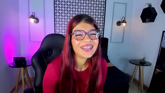 amelie furtado online show from 06/26/26, 04:22