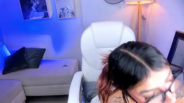 gamora evans online show from 05/25/26, 01:50